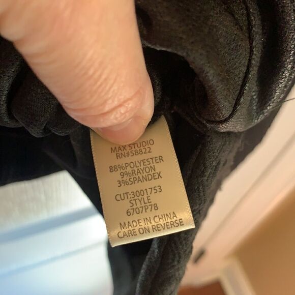 Max Studio black oversized top - Picture 6 of 6